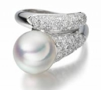 ANILLOS EN PLATA Y CUBIERTOS DE SIAMANTES